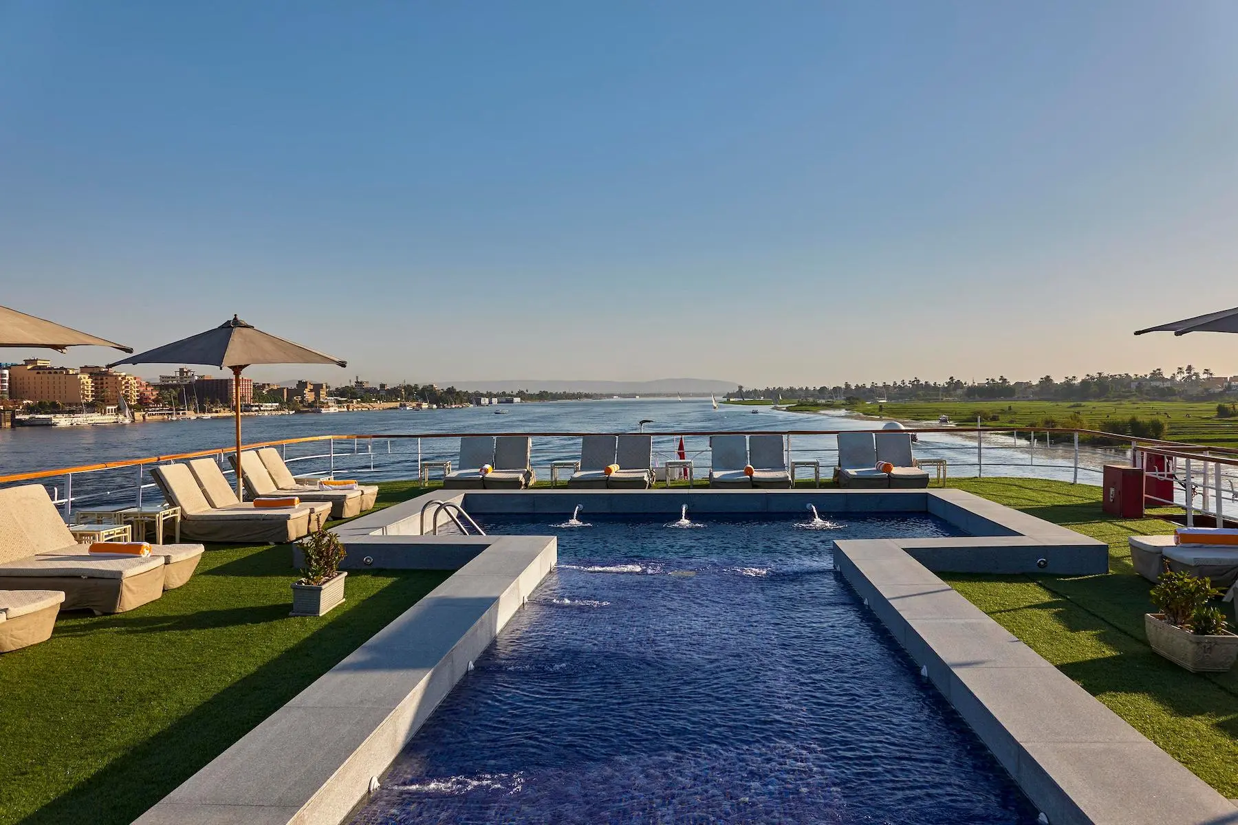 Sun Deck - View 4