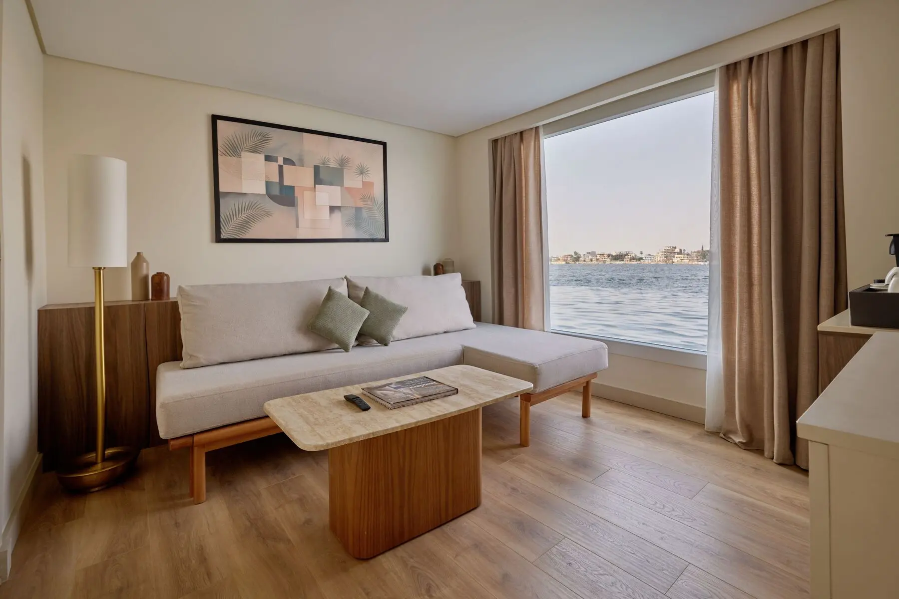 Deluxe Suite - View 2