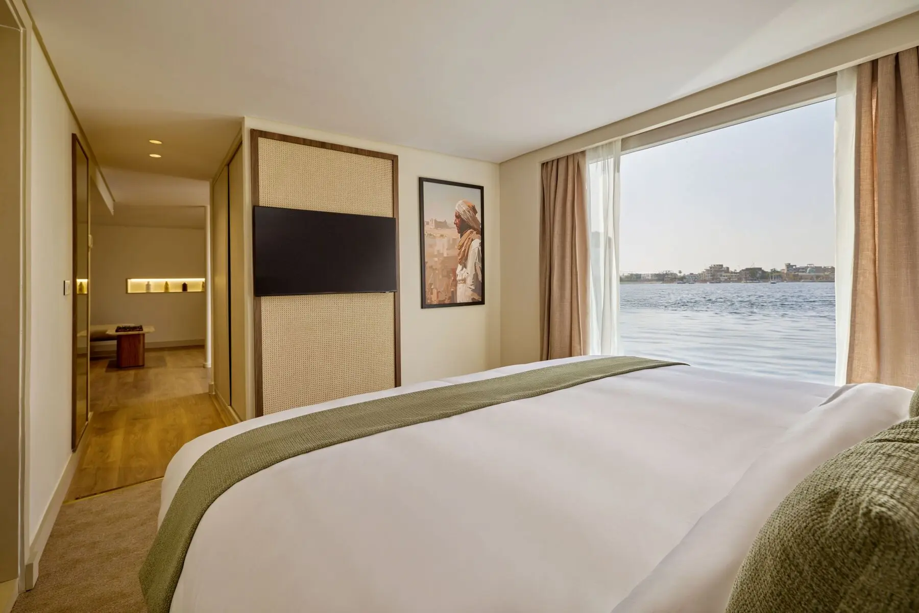 Royal Suite - View 3