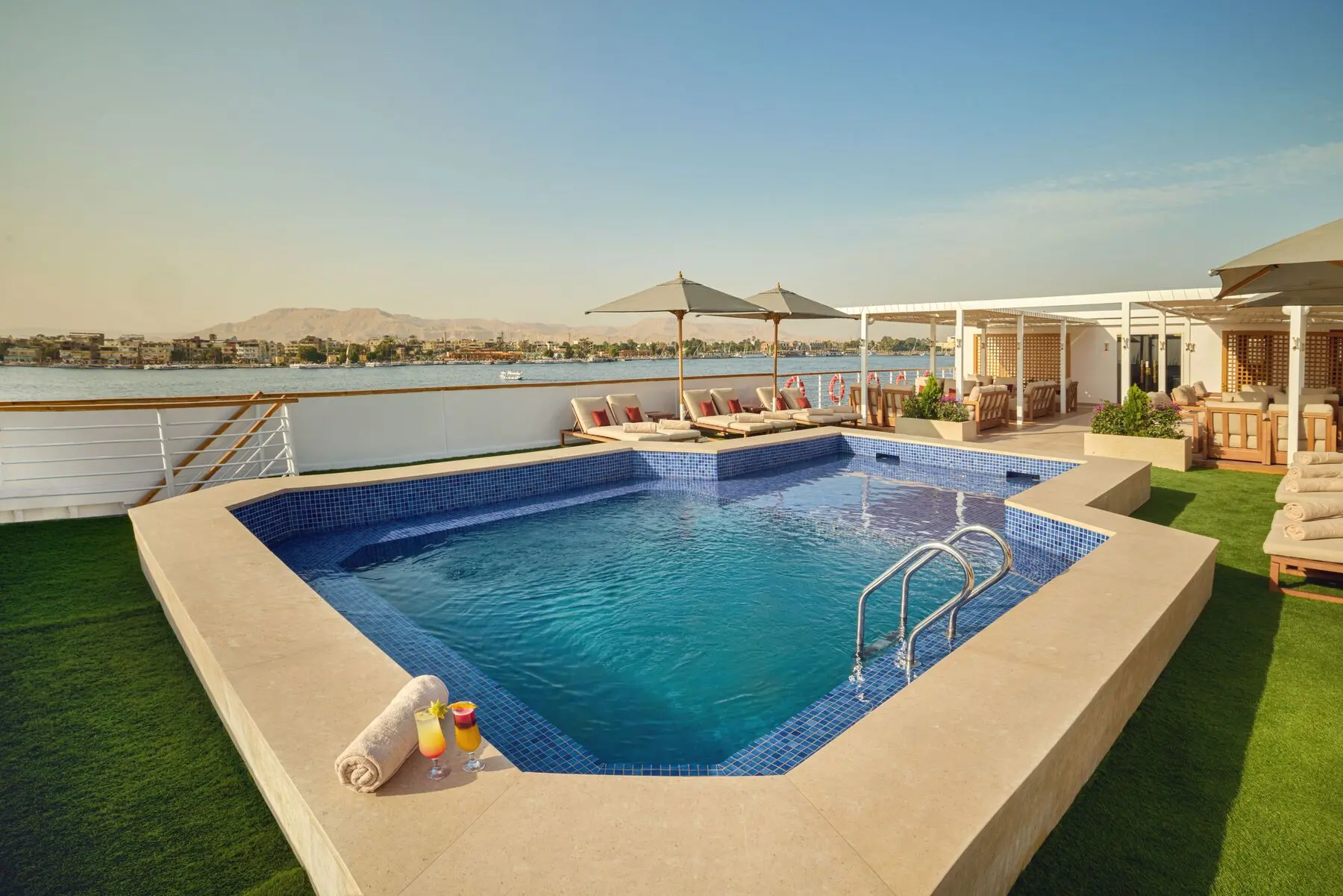 The Sun Deck - View 3